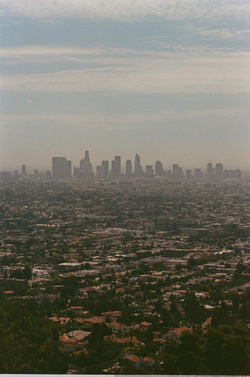cconnor_crowe's tweet photo. Downtown Los Angeles on 35mm 
Shot with Canon AE-1 🎞 processed by @HollandPhotoATX  
#downtownLA #filmphotography #35mmfilm #canonae1 #filmisnotdead #filmwave #filmphoto #hollandphotoimaging #boschamazon https://t.co/YRQ4GtoxfG