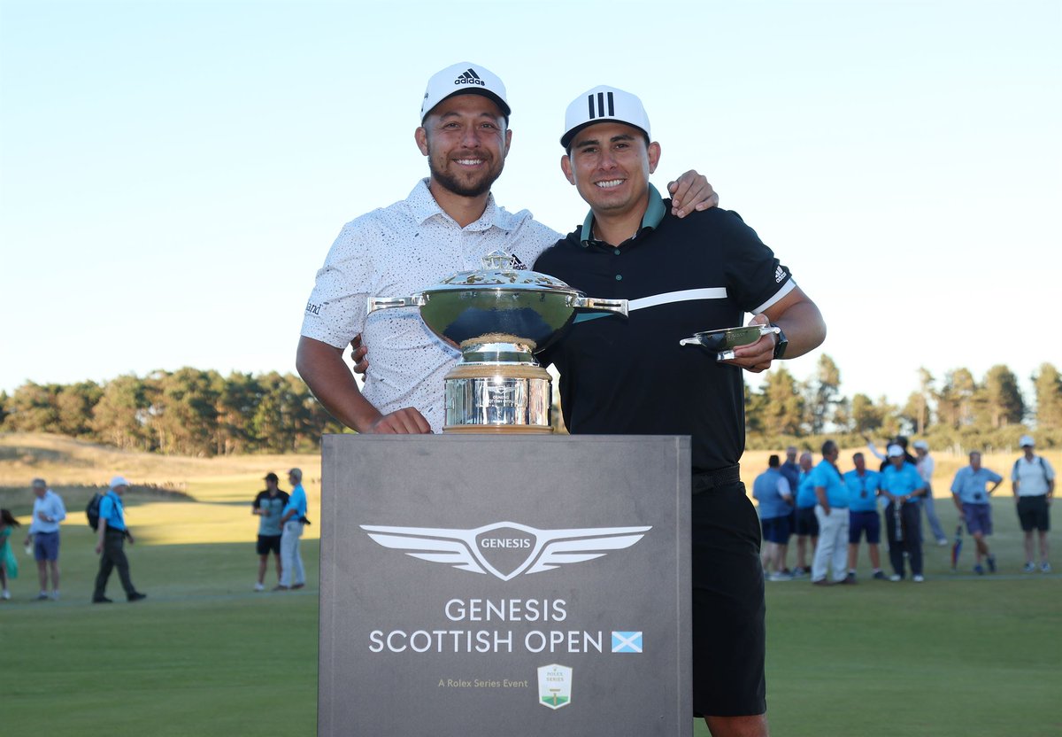 XSchauffele's tweet photo. 2021-22 season in the books! Added 3 🏆 to the collection and locked up a spot on the @PresidentsCup team

Honored to represent the red, white and blue in a few weeks! 🇺🇸 https://t.co/2xN3mSRm3u