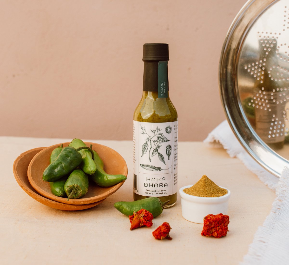 #TacoTuesday came early. Bet you've never tried a #hotsauce with #amchoor (#driedmangopowder) before! 🔥🥭

Our Hara Bhara (Lush Green) goes really well with tacos and bowls and you can purchase three for the price of two right now on our website! 

#PeepalPeople #SouthAsian