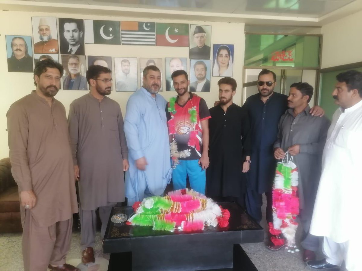 Sardarkhattab's tweet photo. حلقہ ایل اے 20 پونچھ 03 کھائیگلہ ٹاون سے متحرک سیاسی سماجی شخصیات سردار زبیر خورشید اور سردار علی خلیل کو طور پر پی ٹی آئی میں شمولیت پر خوش آمدید کہتے ہیں۔ https://t.co/tEVXCK5XRc