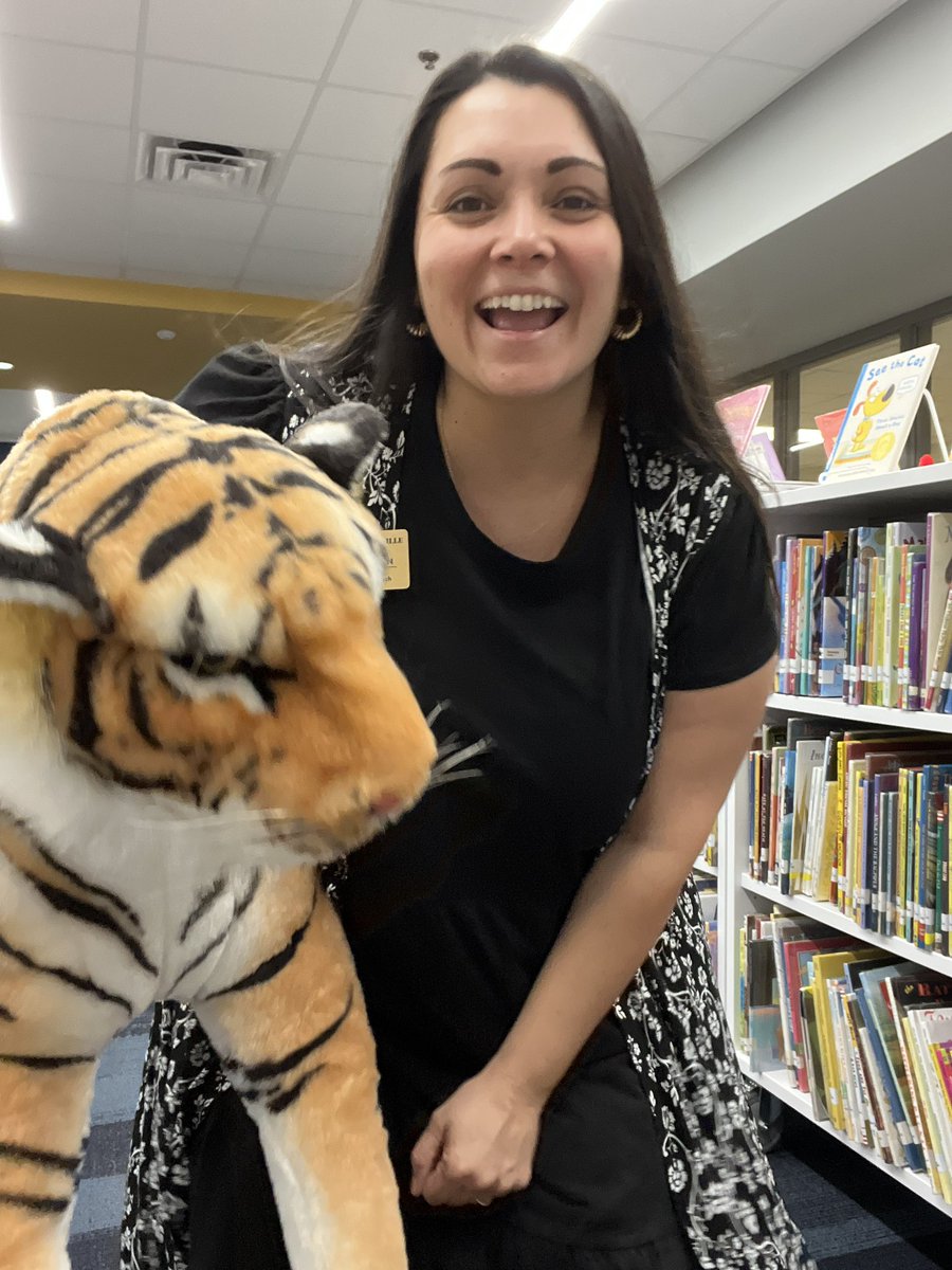 GinaInTech's tweet photo. Me and this guy are at #OCTaylor today!!! Just met with 5th grade teachers to have a @Canvas_by_Inst #CrashCourse! GT & Specials, I will see yโall later this afternoon! โWeโ will be in the MakerSpace, roar if you need anything ๐
! @OCTaylorTigers @OCTGarciaC https://t.co/91T91DO5Jk