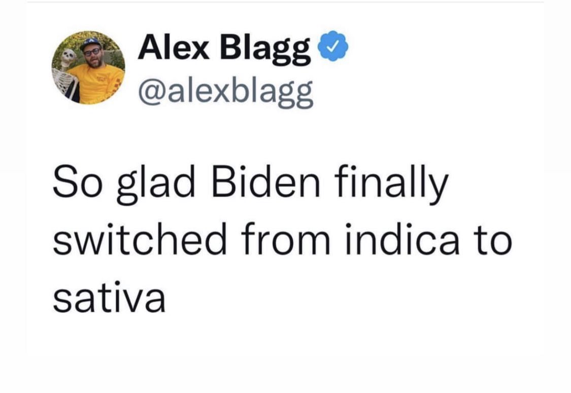 kateseriously's tweet photo. #biden #DarkBrandon #democracy #DemocracyNotAutocracy #POTUS #democrat #RoevemberIsComing https://t.co/6OIuDA7Iu0
