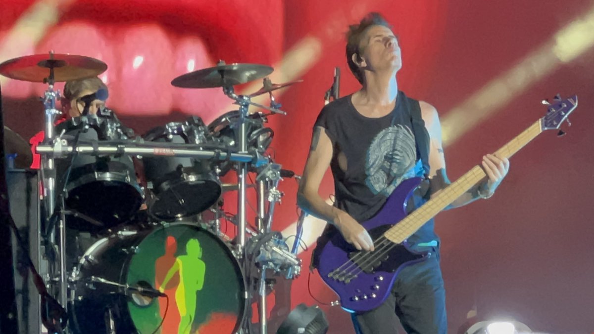 scartmill's tweet photo. The lines were long and @duranduran goofed up not selling merch, but otherwise @WonderBusFest  was one of the most amazing concerts I’ve experienced. D2 delivered. The VIP tent was great.  I hope everyone can someday have the same experience for their favorite artist. https://t.co/3538EUsmbf