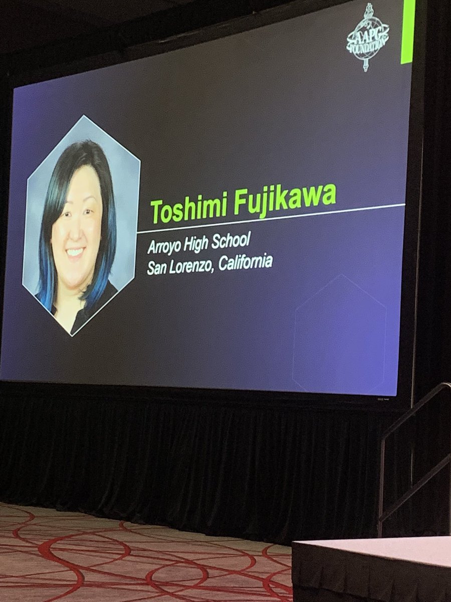Congratulations to Arroyo High School’s Toshimi Fujikawa, the 2022 <a href="/AAPGFdn/">AAPG Foundation</a> Teacher of the Year at the #IMAGE22 All-convention luncheon!  <a href="/ARROYO_Knights/">ArroyoHighSchool</a> #geoscience #TOTY
