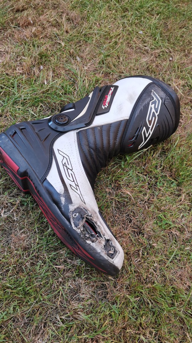 Baz Furber Road racing tweet media