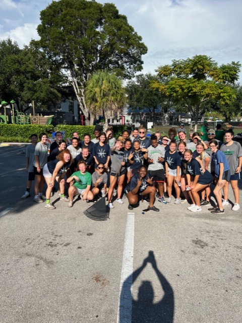 coach_moorehead's tweet photo. Another reminder that servant leadership will always be bigger than basketball. Thank you @GPNaples for the opportunity @Gyrenes had to serve over the weekend. 

@AMU_CoachMiller @AustinHawkins_ @Coach_McBride_ 
#FaithOverFear #SacrificeOverSelf https://t.co/eGKFVrepMB