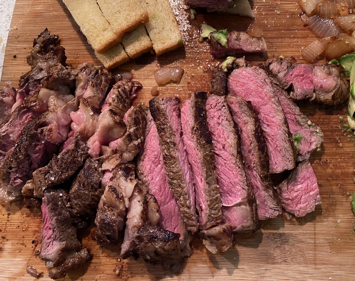 Man_with_a_van's tweet photo. cooked a steak avg 6 days a week for over a year now

Best way:

Leave for 15-30 mins room temp

High heat (90%)stainless pan - butter or tallow

~1 min each side

Low heat to med/low, add bit more 🧈/ seasonings

Baste each side back and forth for 3-4 mins (more for Thicc) https://t.co/sQotgkhg3M
