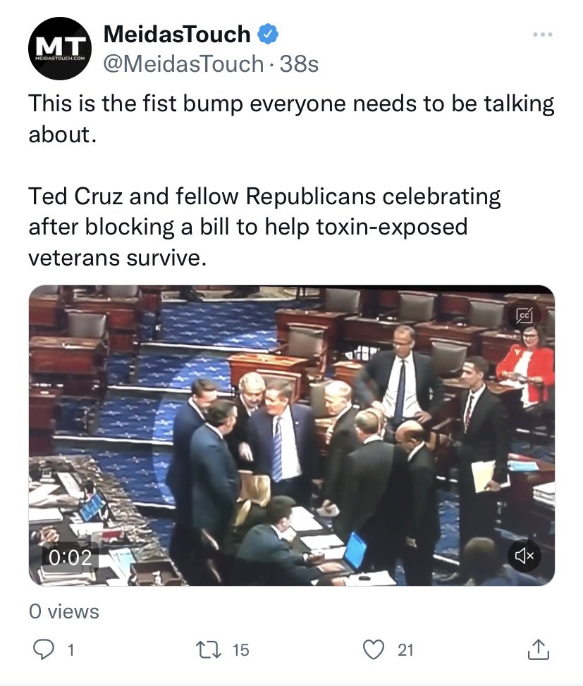 cutiekiss09's tweet photo. @GregAbbott_TX @MarForRes This your party fist bumping after voting to screw over Vets with cancer? I donโt care what you lied about that was in the bill. Your party celebrated when vets got screwed. #BetoforGovernor2022 #voteblueforvets https://t.co/dBCkRH90qq