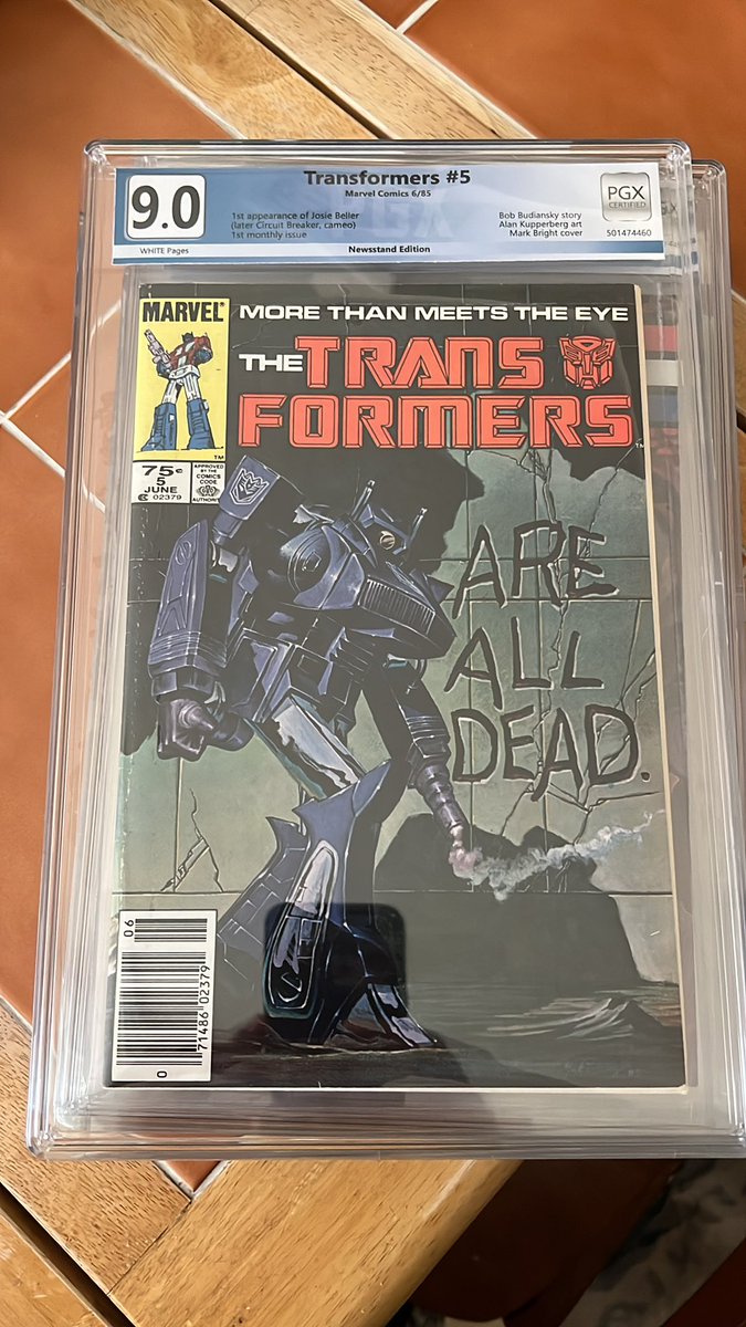 ShabooRU's tweet photo. Preview of our next @PGXcomics unboxing..Fav #Transformers #comic cover ! #Beautiful Unplug from corporate #cgccomics #cgcgrading ! #cosplay #comicsbooks #gijoe #motu #retro #80s #gaming #ACTIONFIGURES - head 2 #YouTube channel ! New2vero2!!! https://t.co/evwabTOkyE