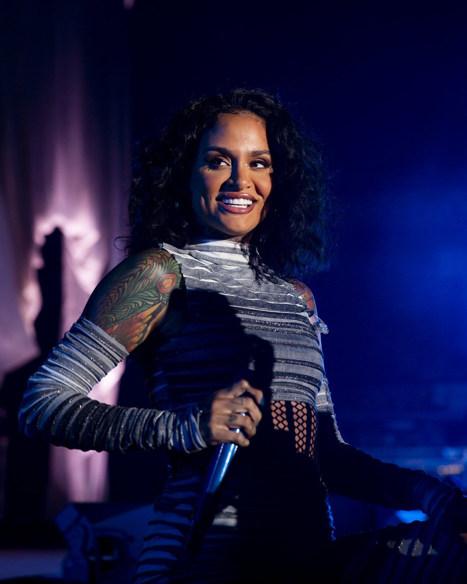 GIG GOER tweet media