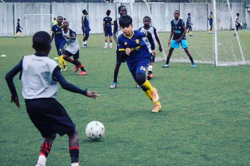 f8ballersafrica's tweet photo. #PremiumTeam in action 📸
Watch goal by Mololuwa in next post ▶️
#football #soccer #footballacademy #footballplayers #WeAreChampions
@ramdy_clothings @pecksgreygroup @wevolveideas @wakapassf @quickmediaprint
WE ARE CHAMPIONS 🏆⚽💛 https://t.co/Th3daiBBvw