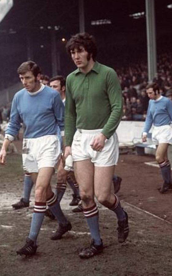 robertmdaws's tweet photo. #JoeCorrigan. Quality goalkeeper for #MCFC . Three times 'player of the year ' at City. @wozza64mcfc https://t.co/R8Yyv2h2P1