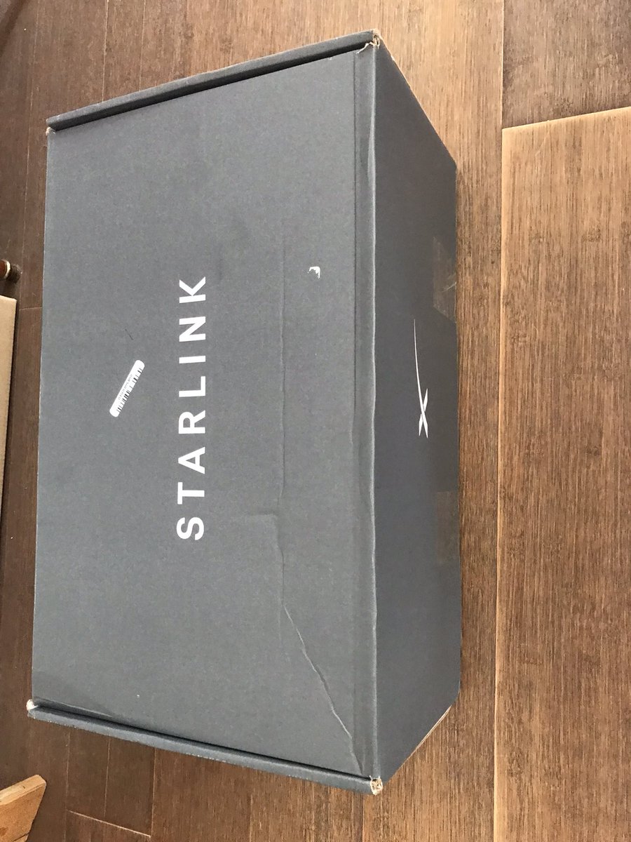 Starlink client experience in the middle of nowhere in France ! Box received at 4:30pm, antenna in the garden 10m later, 200mbits at 4:45pm… instead of 3.2mbits DSL. Wuuussh love it. Thanks <a href="/SpaceX/">SpaceX</a> and <a href="/elonmusk/">Elon Musk</a> for the amazing connectivity