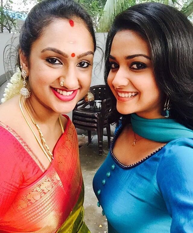 MiniCinemaWorld's tweet photo. #Pritha - #KeerthySuresh
@KeerthyOfficial
#SaamySquare #Saamy2
#Preetha #PrithaHari #PreethaVijayaKumar https://t.co/kIvp5n8mwN