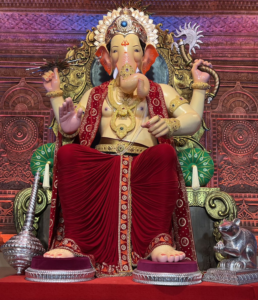 LalbaugchaRaja's tweet photo. लालबागचा राजा सार्वजनिक गणेशोत्सव मंडळ
लालबागचा राजा चे प्रथम दर्शन 

Lalbaugcha Raja First Look 

Subscribe YouTube channel for live darshan of Lalbaugcha Raja 2022.

https://t.co/JHfRNkkYHe

#lalbaugcharaja https://t.co/8PtXXyE1FW