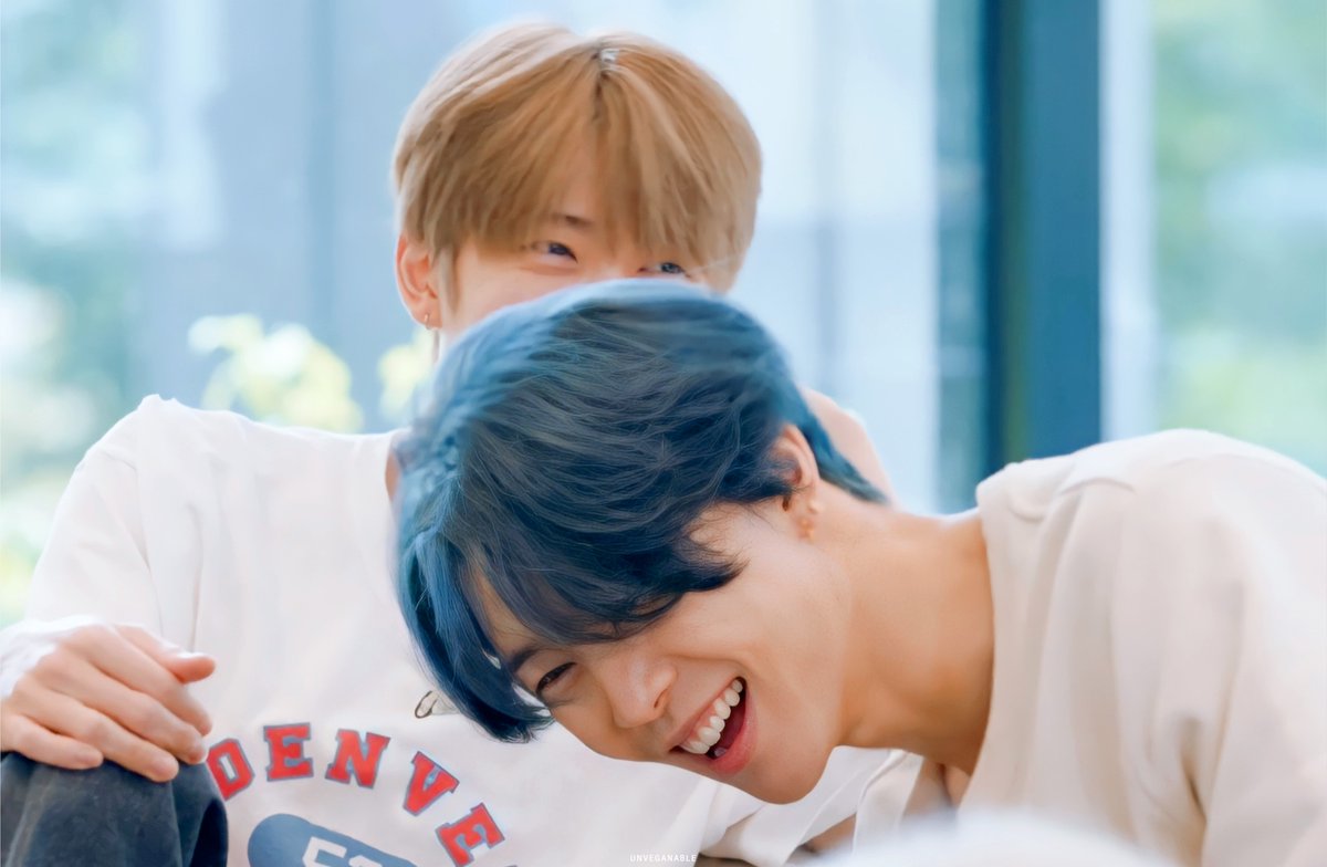 unveganable's tweet photo. 082922 🌻🍑
#JOHNNY #JAEHYUN #JOHNJAE 
#JOHNNYSUH #JOHFAM
#쟈니 #NCT #NCT127 https://t.co/W5xGuReXnW
