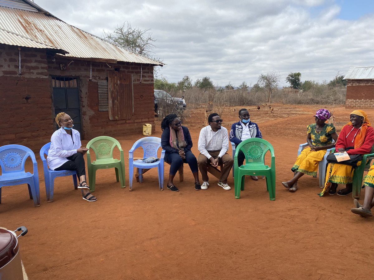 DrKathyKunyanga's tweet image. Validation and Promotion of Integrated Climate-Smart Green Gram Technologies for Improved Livelihoods in Kenya.
Machakos, New/digital Mwangaza group were a happy lot.
3 new value added products on their portfolio!
#KCSAP
#GreenGrams
#CommercialProducts