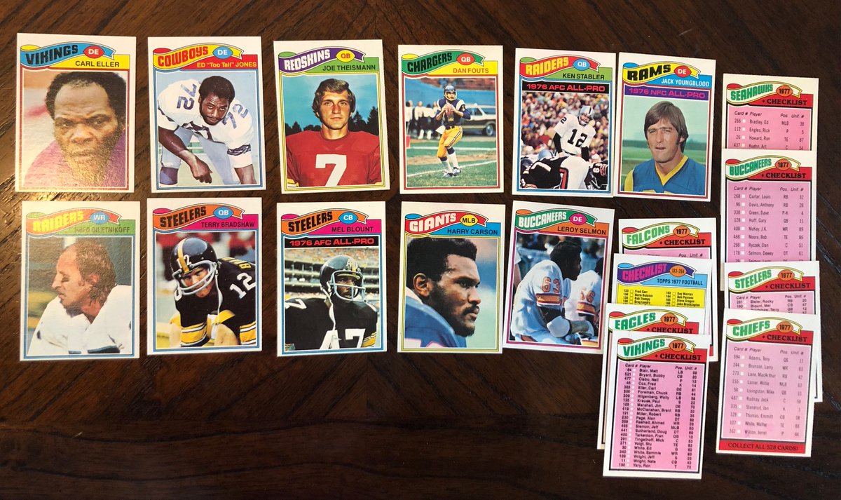 McLauchlin's tweet photo. A 1977 Topps FB lot with MASSIVE stars and rookies, 1934 National Chicle Sky Birds (!), vintage Michael Jordan cards and MORE in my eBay store! GO: https://t.co/KeKRuR6Che https://t.co/pvSmBzpvpV