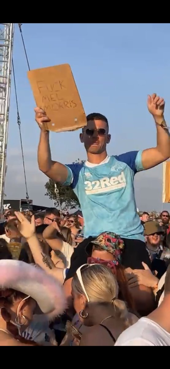 Shoutout to this legend at Creamfields 😂😂😂😂 #dcfc #dcfcfans #COYR