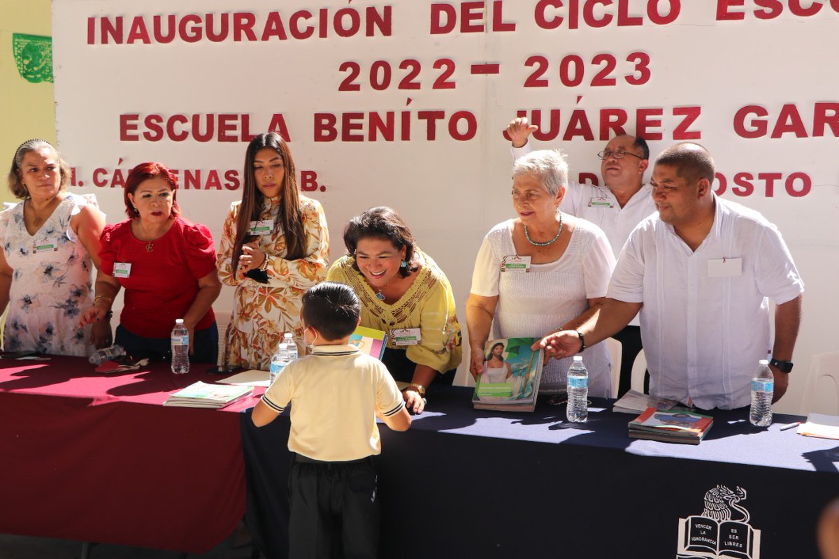 MayteZapata_'s tweet photo. En la escuela primaria Benito Juárez García inauguramos el ciclo escolar 2022 – 2023. Reiteró todo el apoyo de nuestro gobierno para continuar trabajando coordinadamente en la formación integral de los niños y jóvenes cardenenses. https://t.co/dsIcvPeqpH