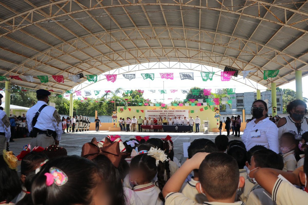 MayteZapata_'s tweet photo. En la escuela primaria Benito Juárez García inauguramos el ciclo escolar 2022 – 2023. Reiteró todo el apoyo de nuestro gobierno para continuar trabajando coordinadamente en la formación integral de los niños y jóvenes cardenenses. https://t.co/dsIcvPeqpH
