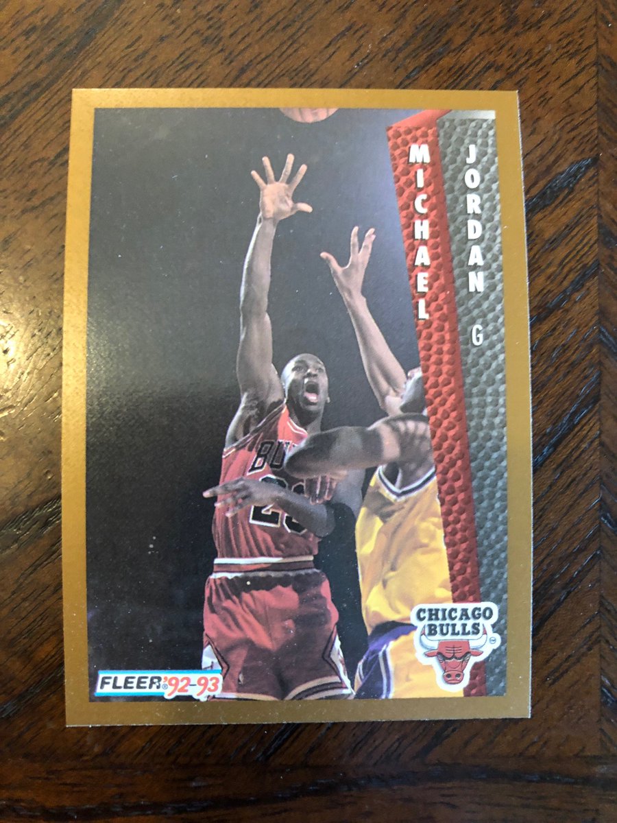 McLauchlin's tweet photo. A 1977 Topps FB lot with MASSIVE stars and rookies, 1934 National Chicle Sky Birds (!), vintage Michael Jordan cards and MORE in my eBay store! GO: https://t.co/KeKRuR6Che https://t.co/pvSmBzpvpV