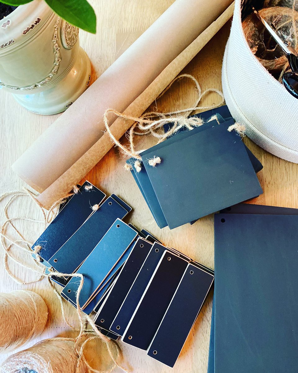 waverlyhome's tweet photo. Traditional chalkboards and liquid chalkboards in so many sizes ➡️waverlyhomedesigns on Etsy.
#chalk #chalkboard #labels #liquidchalkmarkers #homedecor #homeorganization #pantryorganization #dormorganization #dormroomdecor #handmade #rusticsign #etsy #etsyshop #woodworking #ct https://t.co/RxhZ02auqP