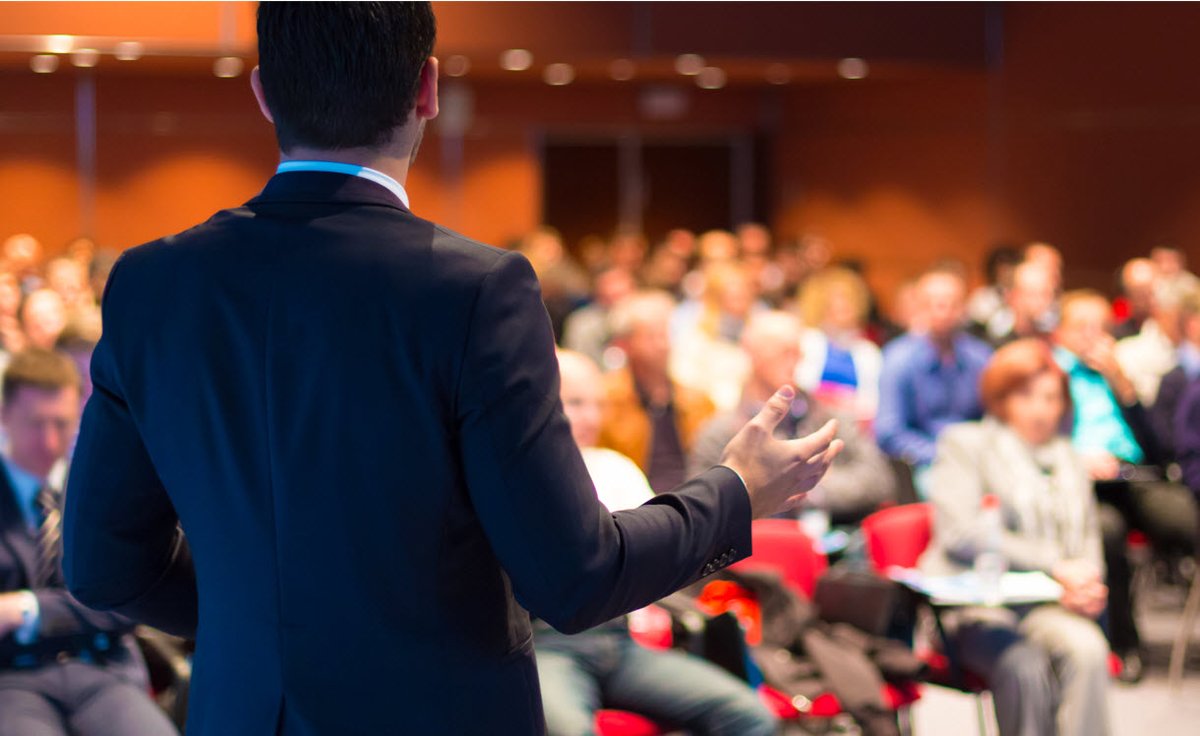 TheJoelTruth's tweet photo. #PublicSpeaking Trick: Have trouble getting an audience’s attention? Don’t beg them, shame them, or steamroll. Say a warm sentiment like "Good morning" politely and repeatedly until they catch your drift and are ready to receive.
(How to make a point: https://t.co/GTULNcXqur) https://t.co/lD6BkaEZ8G