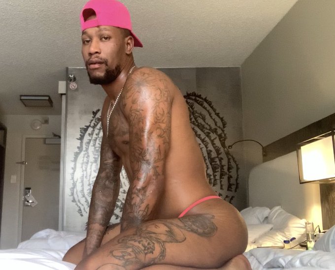 Let&rsquo;s play a game!! You dig in my butt 🍑  Until u nut 💦 🤣😂 https://t.co/7VNaEUCLAC<a href="/tag/happyhumpday"class="tags"><span>#happyhumpday</span></a><a href="/tag/feet"class="tags"><span>#feet</span></a><a href="/tag/ass"class="tags"><span>#ass</span></a><a href="/tag/bigolbooty"class="tags"><span>#bigolbooty</span></a><a href="/tag/assandf"class="tags"><span>#assandf</span></a>