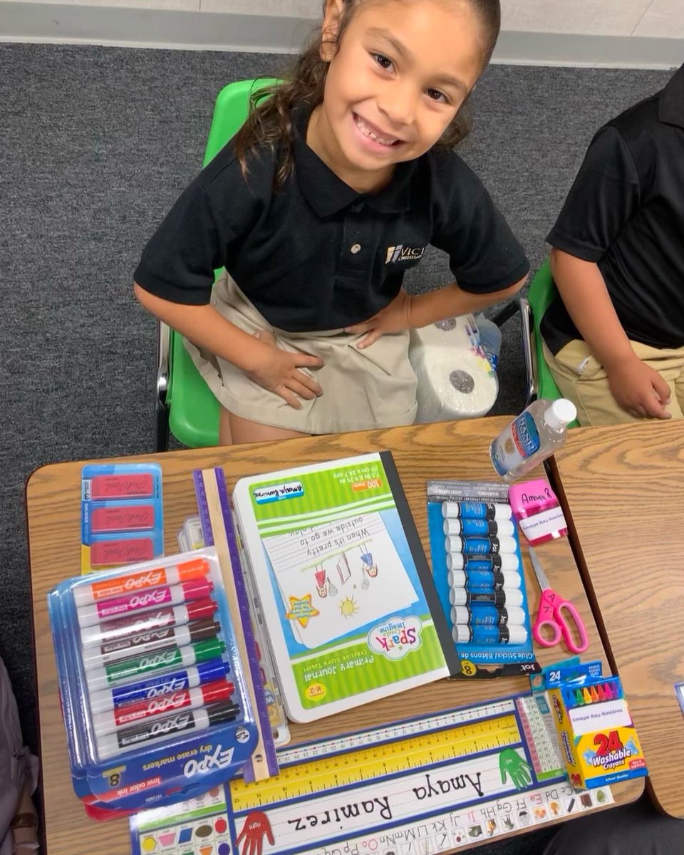 _Coach_Jon's tweet image. Amaya’s first day of first grade! She is growing way to fast! #firstgrader