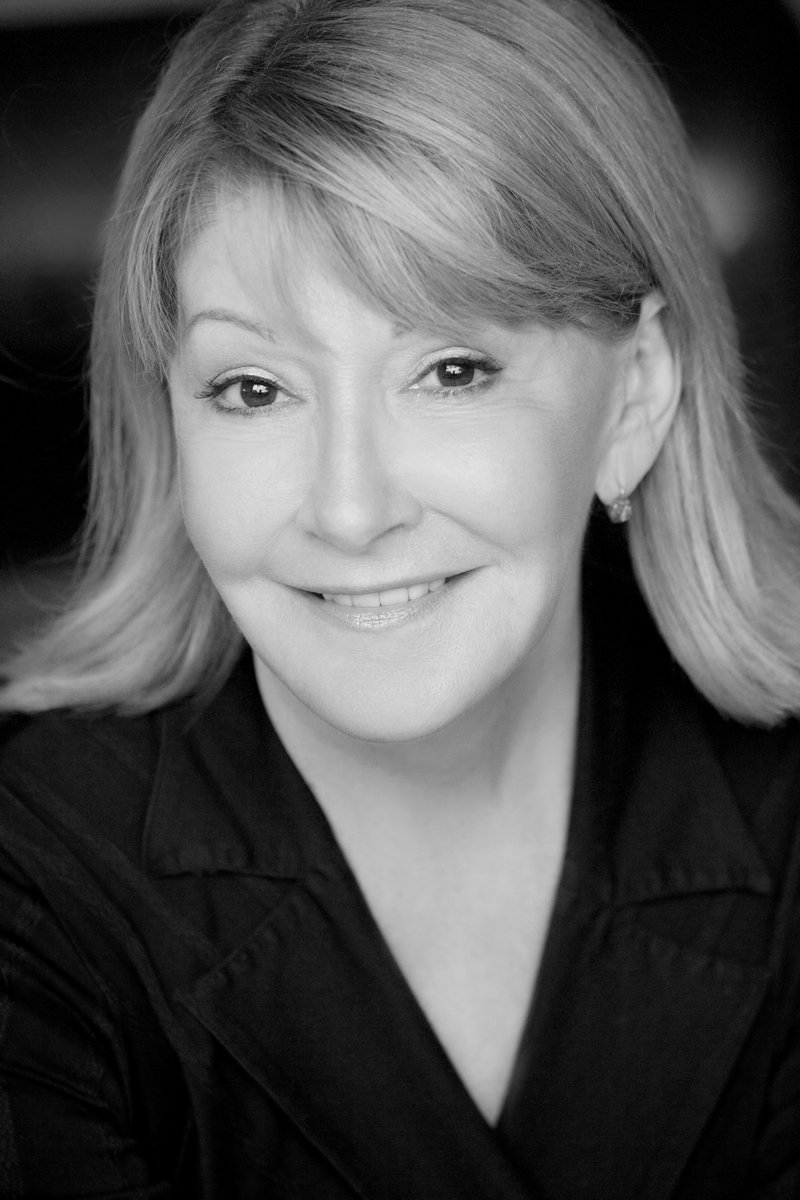 Voici les premiers collaborateurs qui auront le plaisir de débattre et de parler d'actualité aux côtés de Stéphan Bureau : <a href="/Biz_loco_locass/">Biz</a>, <a href="/_GregoryCharles/">Gregory Charles</a>, <a href="/NantelGuy/">Guy Nantel</a>, et Louise Deschâtelets!