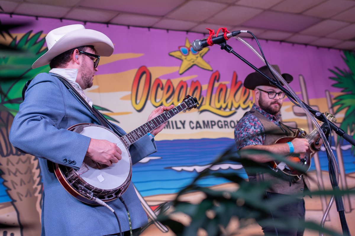 OceanLakes's tweet photo. Reminiscing on this past weekend's bluegrass festivities 🤠 It was buttery smooth (if you know, you know)!
#OceanLakes #BluegrassWeekend #MyrtleBeach #CampingDestination https://t.co/K3U5zEhxYD