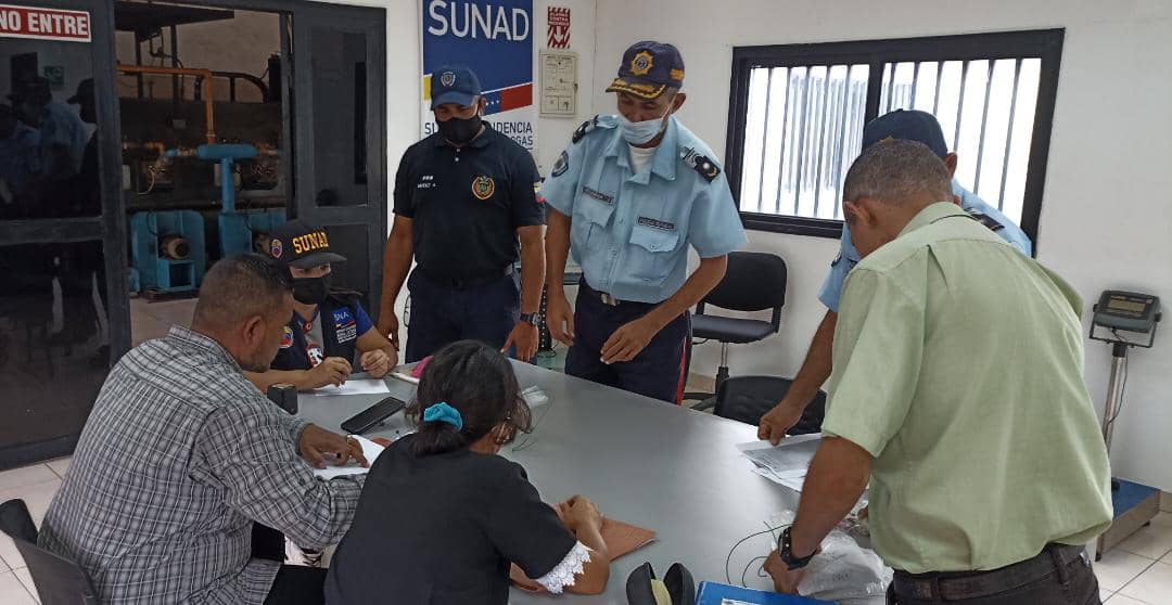 snantidrogas_ve's tweet photo. ¡Contra el microtráfico!

La Sunad incineró 344 gramos de marihuana en su centro incineración de drogas, ubicado en el CZGNB-34 del municipio Juan Germán Roscio Nieves, estado Guárico. https://t.co/pIEhpq7yVm