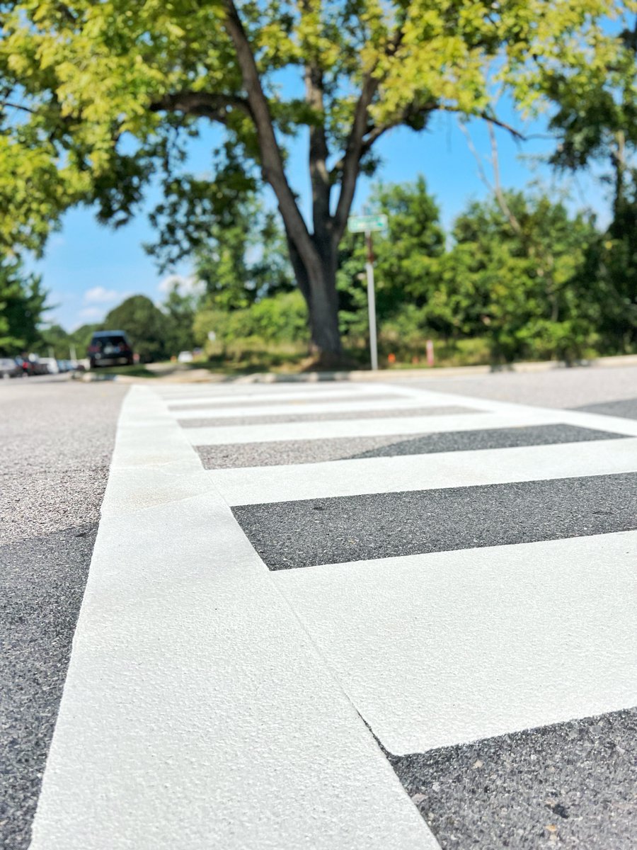LizWalshHoCoD1's tweet photo. It’s #HCPSSFirstDay!!! Please be sure to brake for all those 🚌🚌🚌, 🚲🚲🚲 and babies on foot! https://t.co/R6lywEXgqb