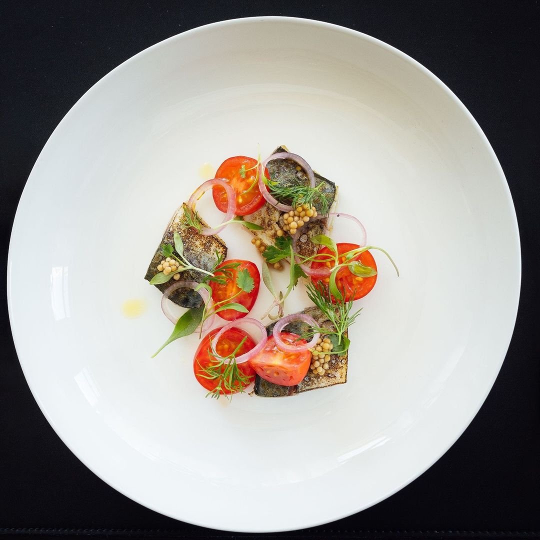 Blas_Restaurant's tweet photo. Charred Mackerel with Cherry Tomato, Shallot, Granita

#seafood #coastliving #mackerel
#blasrestaurant #blas #restaurant #twryfelinhotel #pembrokeshire #wales #stdavids #threerosette #finedining #dinner #finedining #hotel https://t.co/TsyGktvY0d