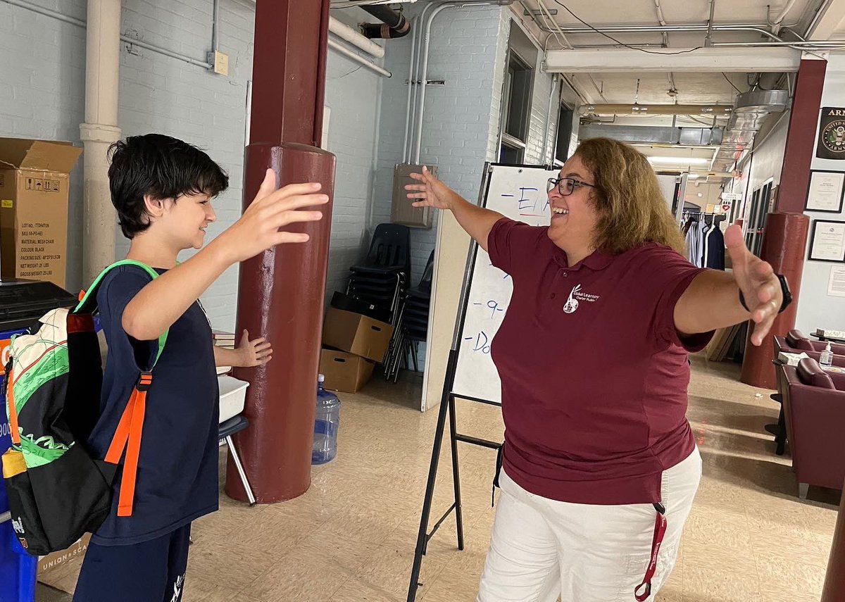GLCPS_'s tweet photo. #FirstDayOfSchoolVibes #wearegloballearners #edthataddsup @mass4charters https://t.co/35qLyzmOF5