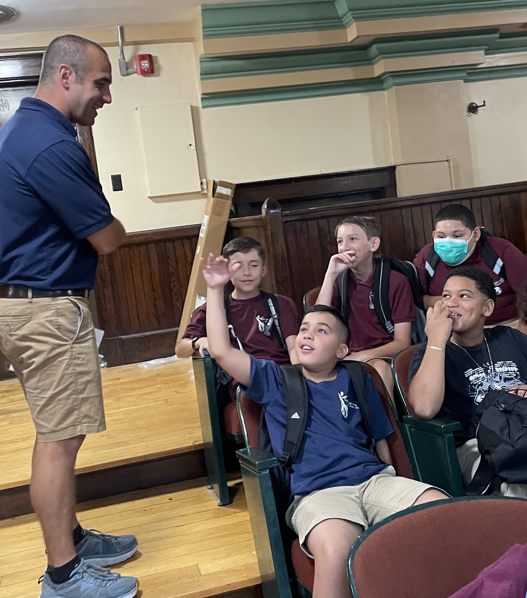 GLCPS_'s tweet photo. #FirstDayOfSchoolVibes #wearegloballearners #edthataddsup @mass4charters https://t.co/35qLyzmOF5