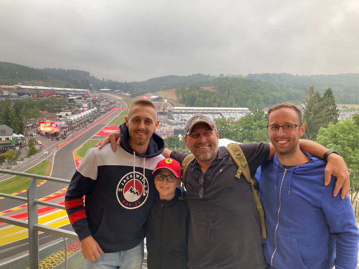 Cockneyknights's tweet photo. Great F1 trip ❤️ https://t.co/SqUWjuVXB1