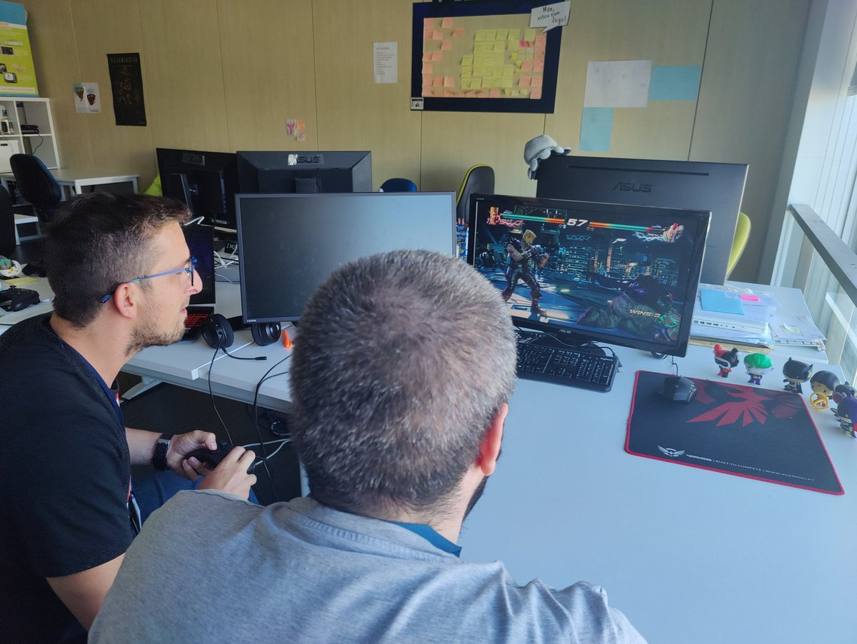 Cereal_Games's tweet photo. Because not everything is work and today is #GamersDay... 😃 
Wanna play a bit with us? 😎🤼

(Don't be fooled... Unfortunately, #IndieDevs have much less time to play #ideogames than people imagine. Just look at the happy face of this two enjoying the moment! 😂) 

#GamesLovers https://t.co/qk1NfxGyaB