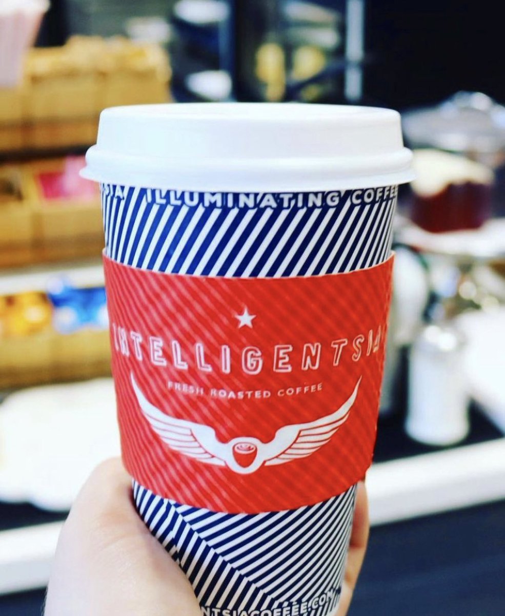 Perk up on this rainy Monday with a freshly brewed cup of @intelligentsiacoffee ☕️ Get yours at your local #southloopmarket ☕️✨
.
.
.
#southloopmarket #southloopfood #chicagofoodscene #chicagofoodies #chicagofoodauthority #chicagocitymarkets #chicagomarkets #freshmarket #mercato