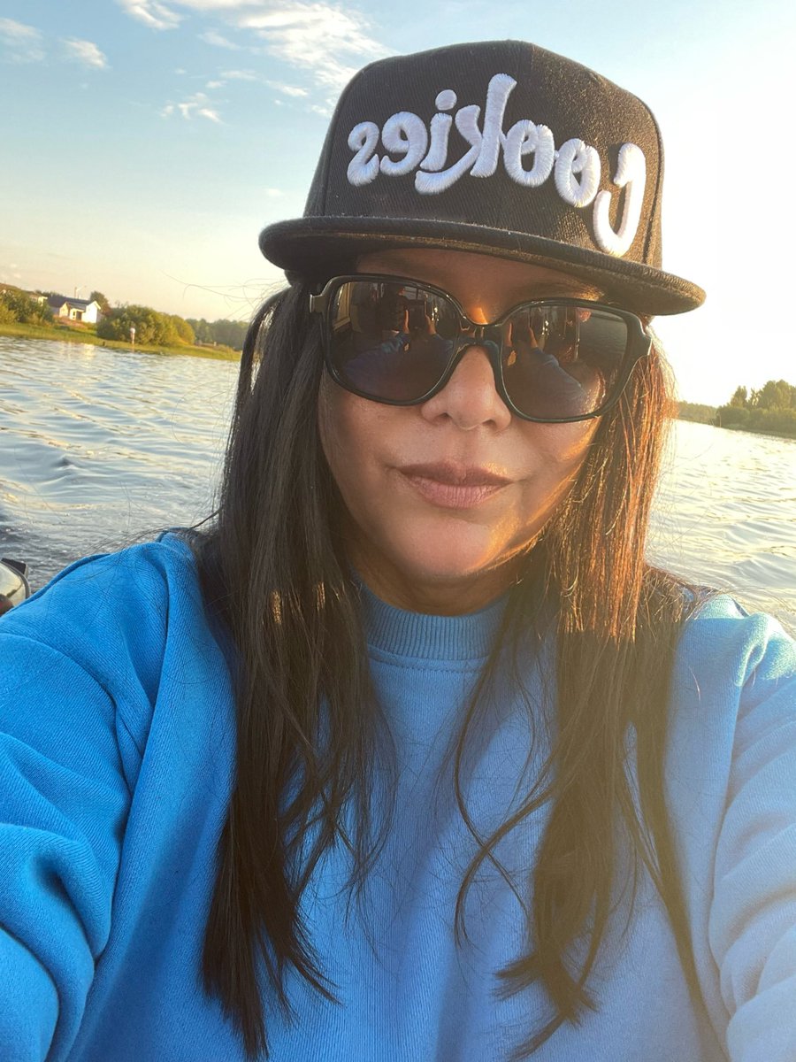 Loved being on my Rez and just going for a boat ride. #healing #waterislife #lakesideviews #waterishealing #selfcare