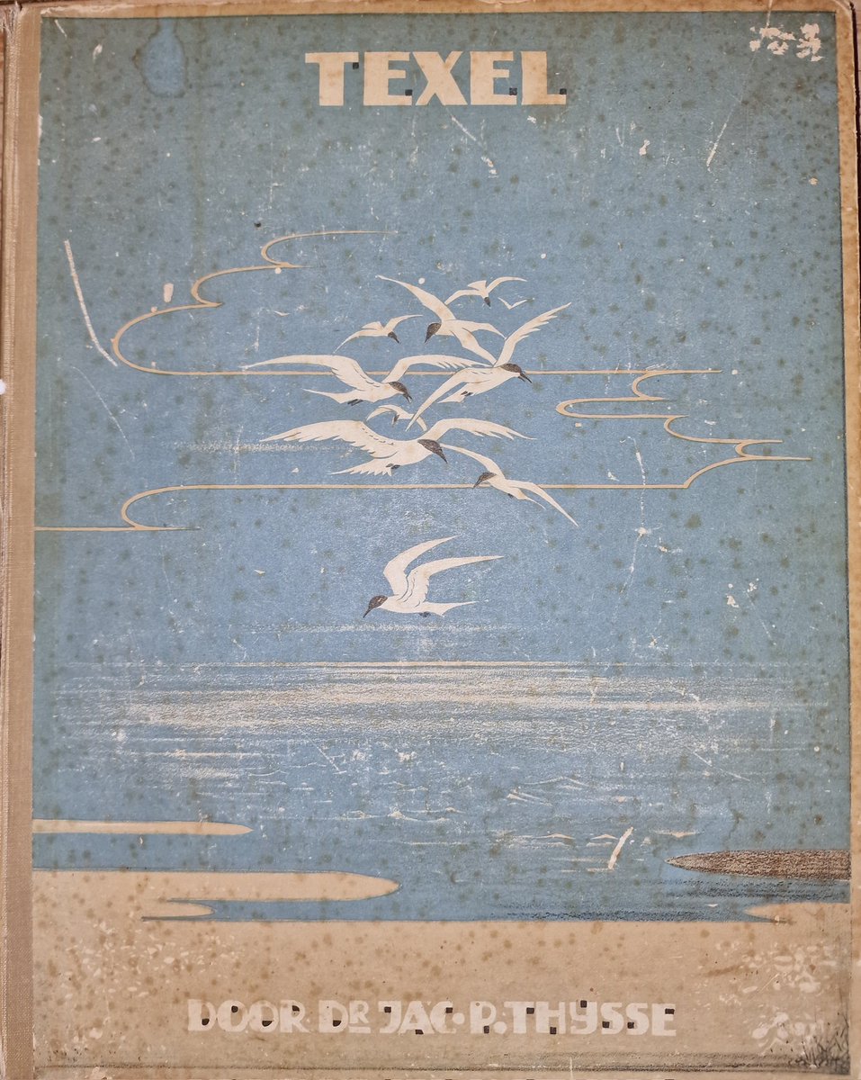 Vanwege weemoedigheid kocht ik het Verkade album Texel van Jac.p Thijsse uit 1927. 🖤