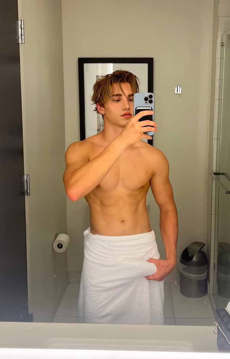 CARTAINSTA on Twitter: "RT @valyfans: Are you coming with me in the shower? 💦😍 http://onlyfans