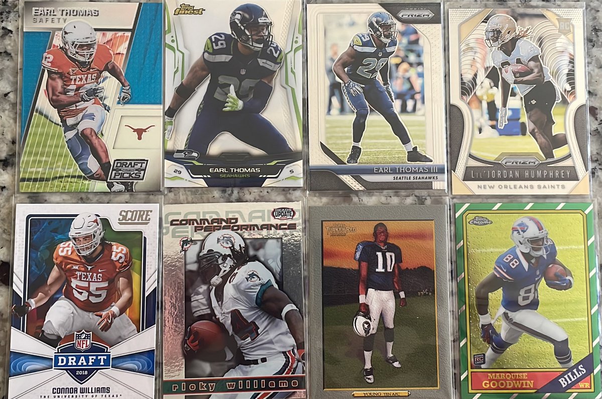 Doug_E_B's tweet photo. A little #MailDayMagic from my buddy @GundersonNathan after we worked out a lil trade…always know I can depend on him!!!
.
#HookEm #LonghornPC https://t.co/vv8Oz5sdPz