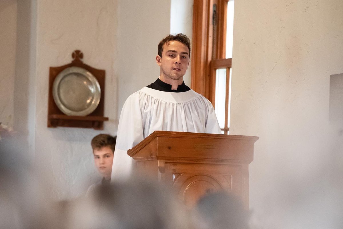 We had a very successful start to our school year! Starting the first week off with STEM courses like forensic science, events including Chapel services, sports practices, pink shirt Friday and assembly activities. Good luck to our students in the first academic quarter!