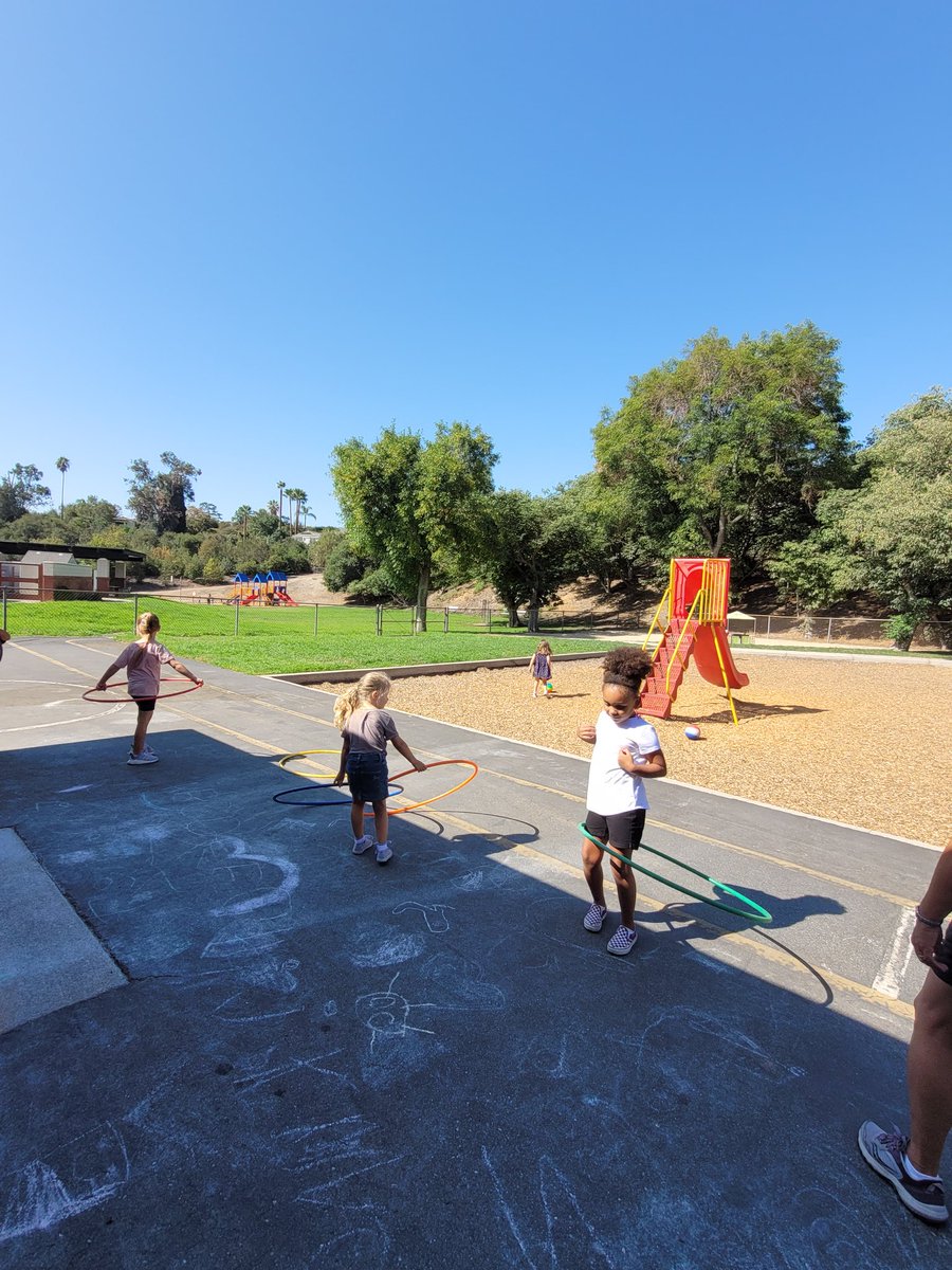 Dr. Amy Nguyen-Hernandez tweet media