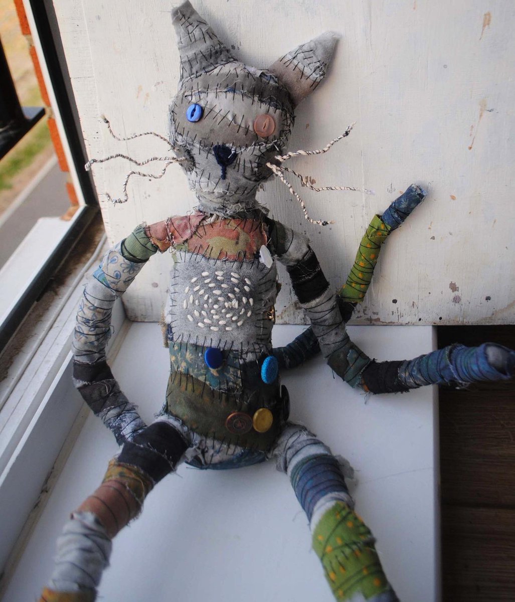 My finished slender cat doll, ‘Kellen’ 

.. 

#catdoll #skinnycat #artdoll #handmadedoll #folkart  #textilesculpture #textileart