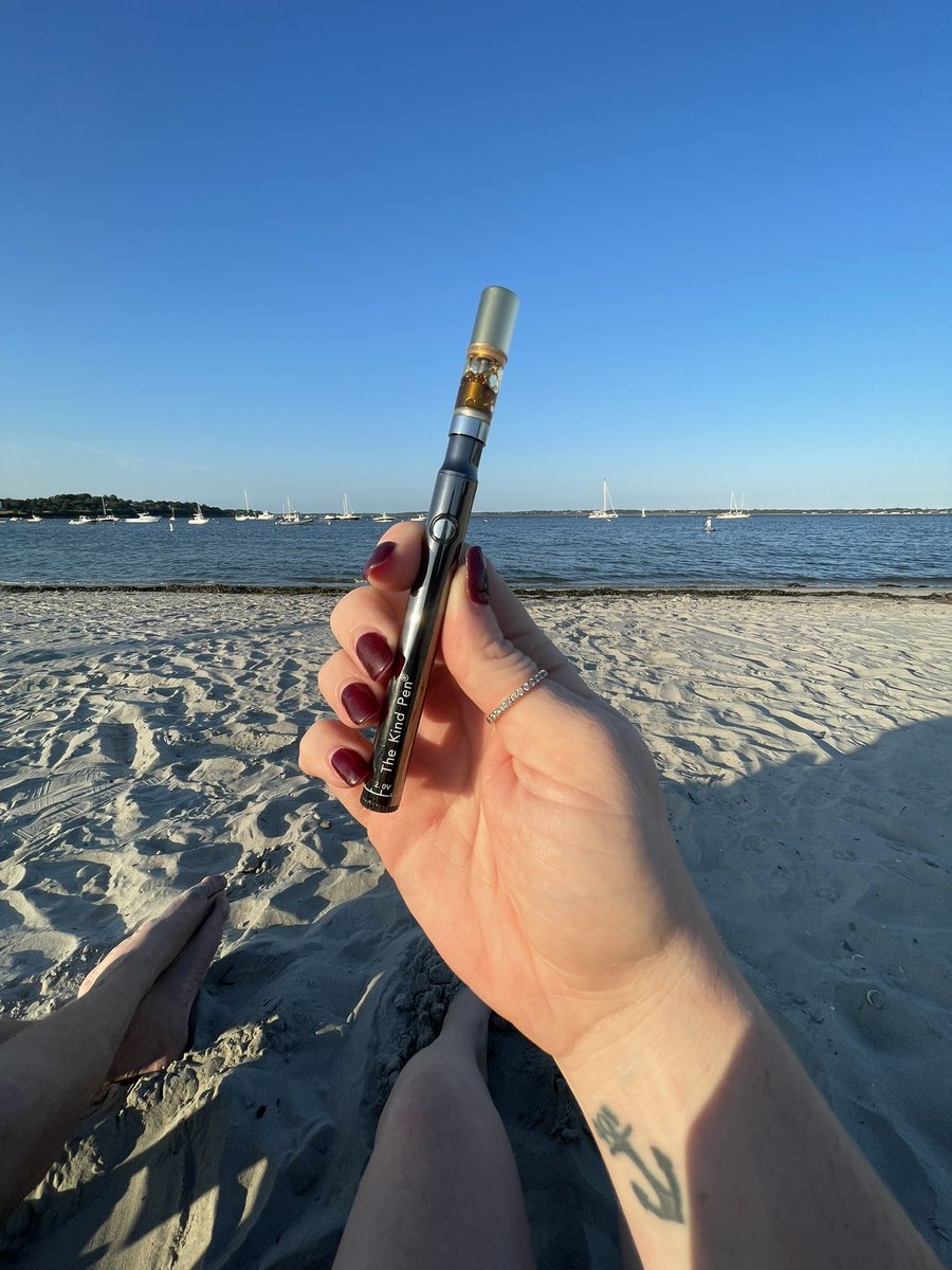 Enjoyed the beach all to ourselves last night. Well <a href="/TheKindPen/">The Kind Pen</a> joined us too 😂