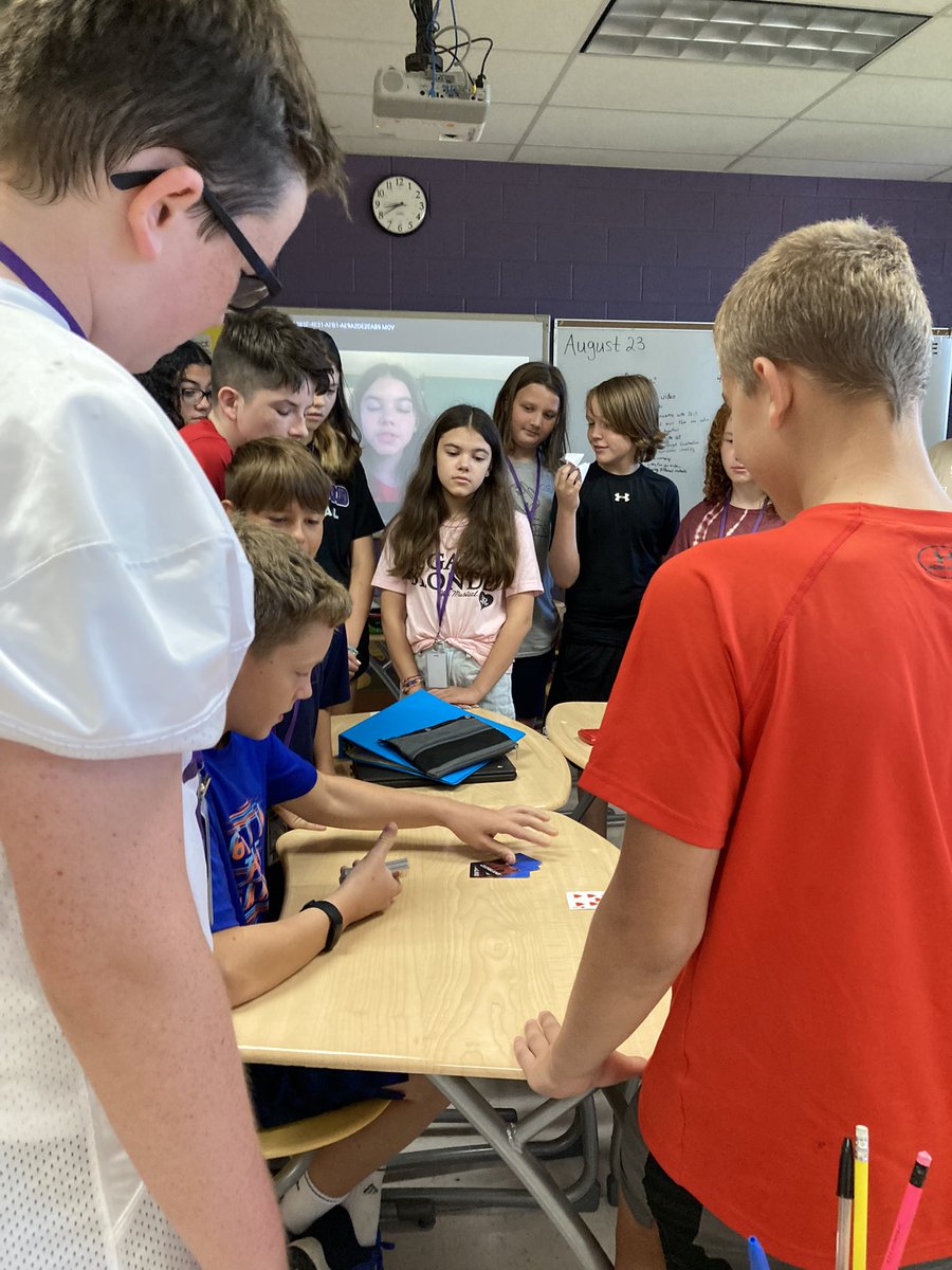 HppyftHms's tweet photo. My 7th graders did a great job learning new skills (not related to math) such as making origami, training their pet &amp; so much more! They reflected on the process &amp; made connections of what it takes to learn something new can also be applied to learning in school! @LkwdHarding https://t.co/PR7qZ9J7Cq