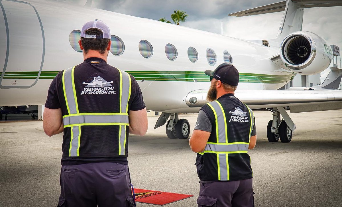 YelvingtonJet's tweet photo. #gulfstream550 on deck. Justin and Sawyer on #ramplife duties. π
#yelvingtonjetaviation #Jet #CustomerService #Aviation #kdab #avgeek #avgeeks #FBO #FiveStarService #fixedbaseoperator #privateairterminal #corporatejet #jetlife #techstop #technicalstop #aviationmarketing https://t.co/XnH2th7gEV